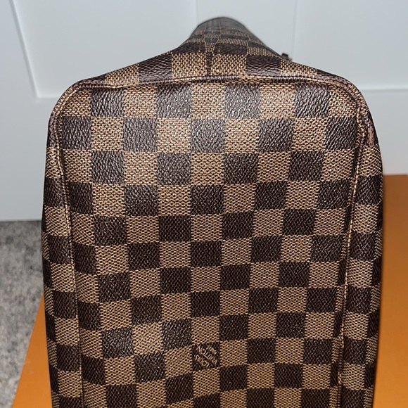 Louis Vuitton Neverfull MM - Picture 7 of 10